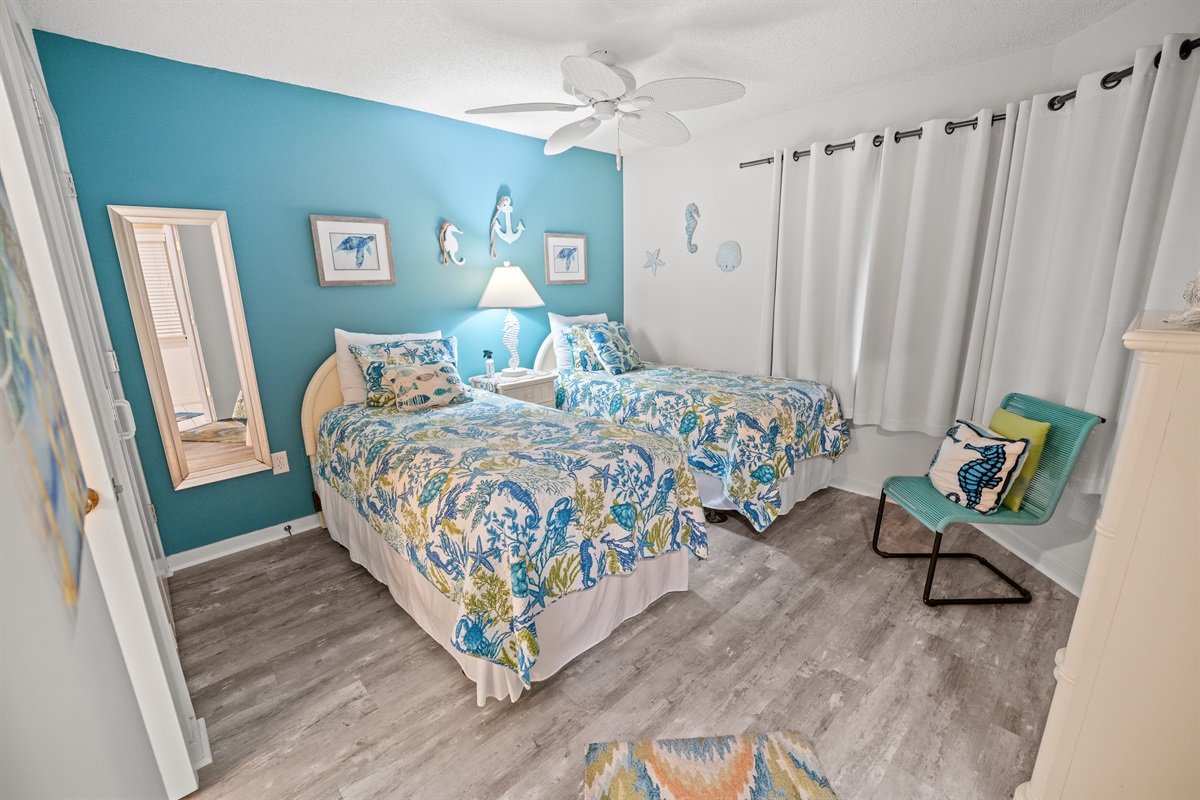 2nd Bedroom - 2 Doubles