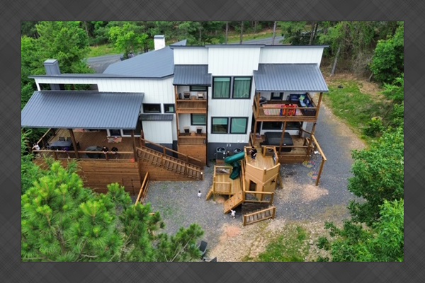The property awaits, Gorgeous Views.