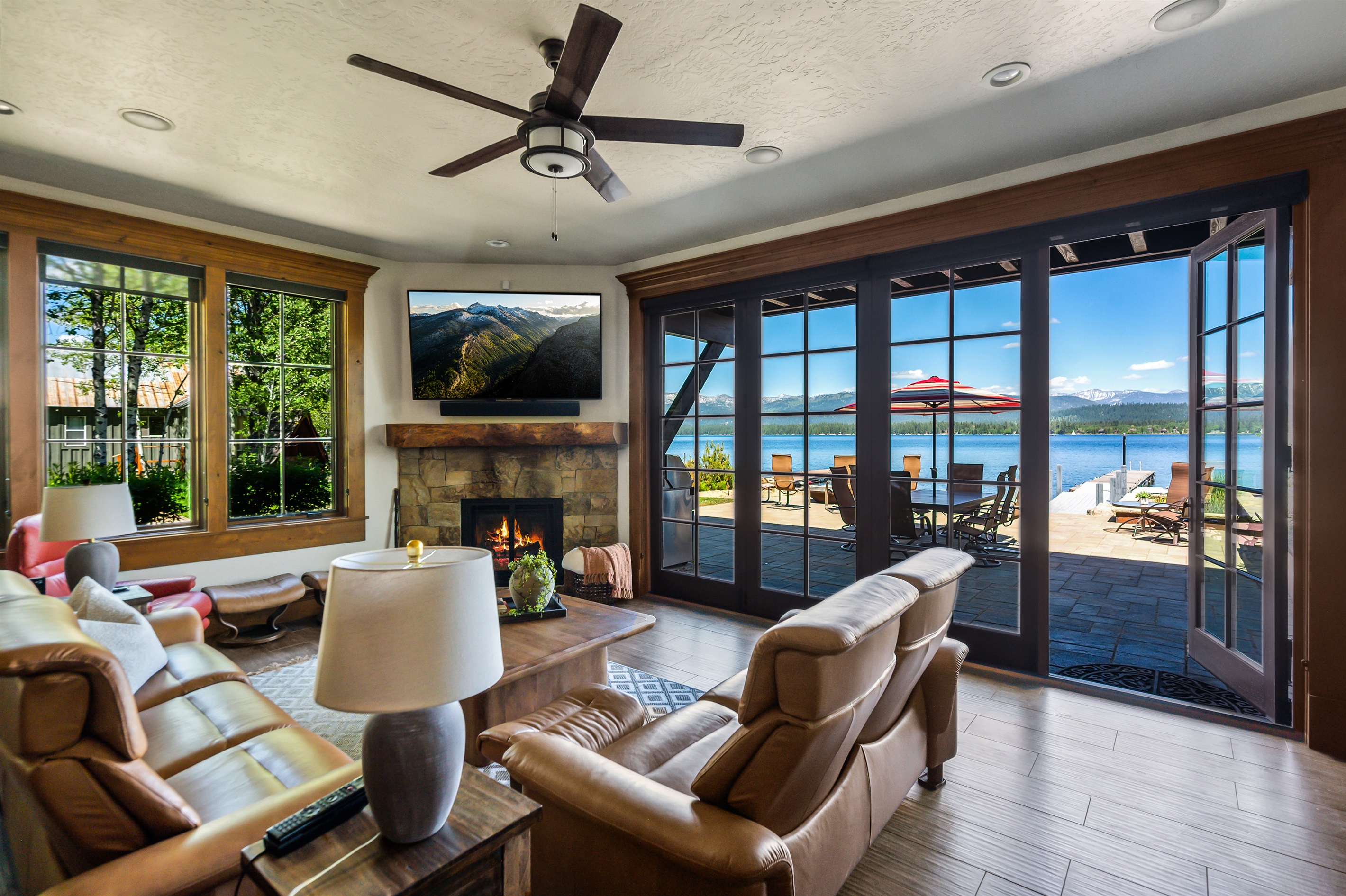 Living Room with TV & Fireplace