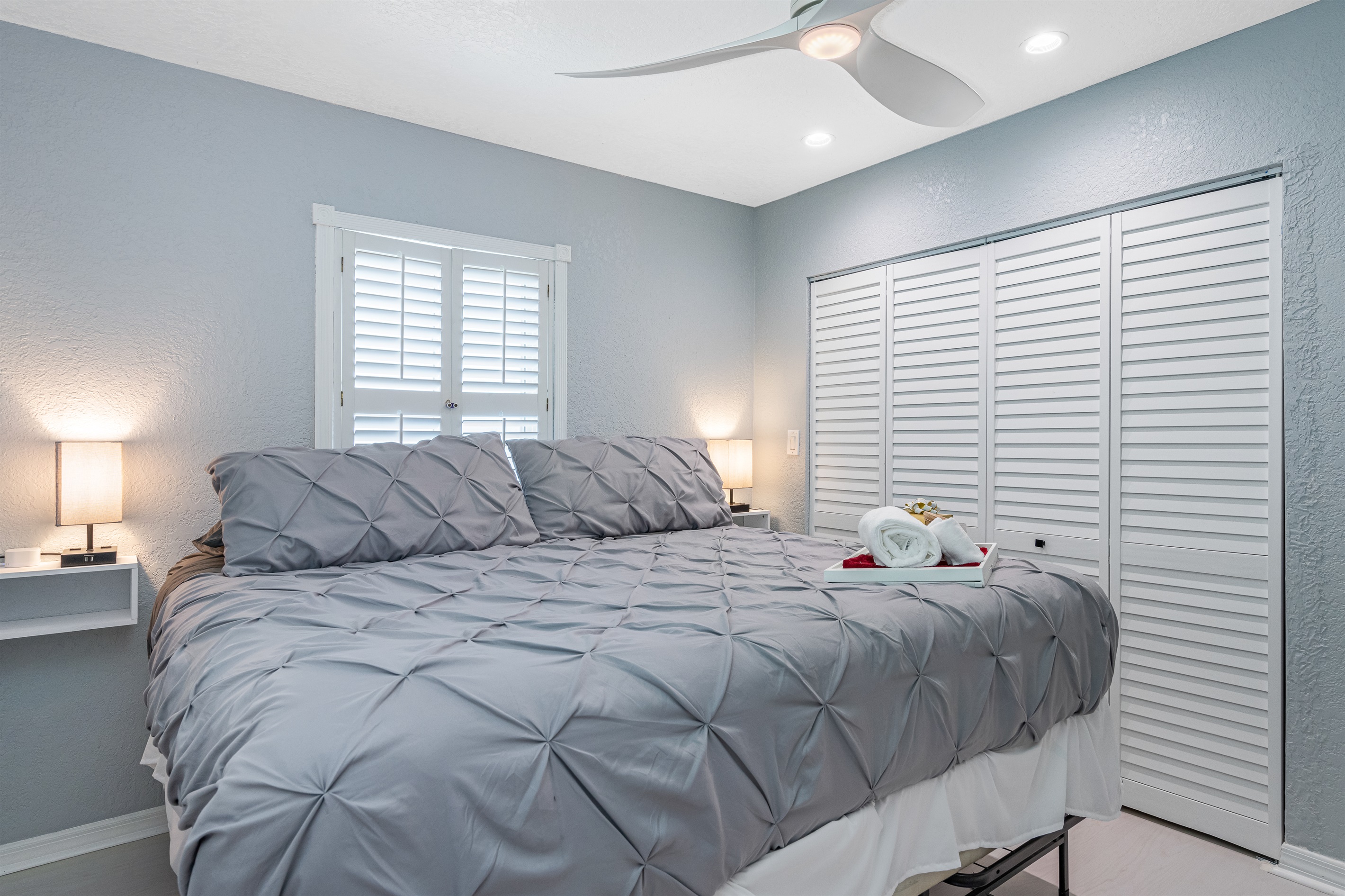 Amazing House Block from Beaches & Attractions 4