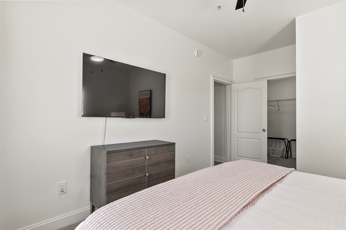 King Bedroom 3
