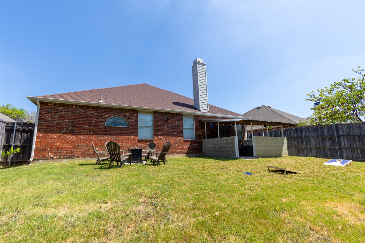 Outdoor Living: perfect for families & pets.