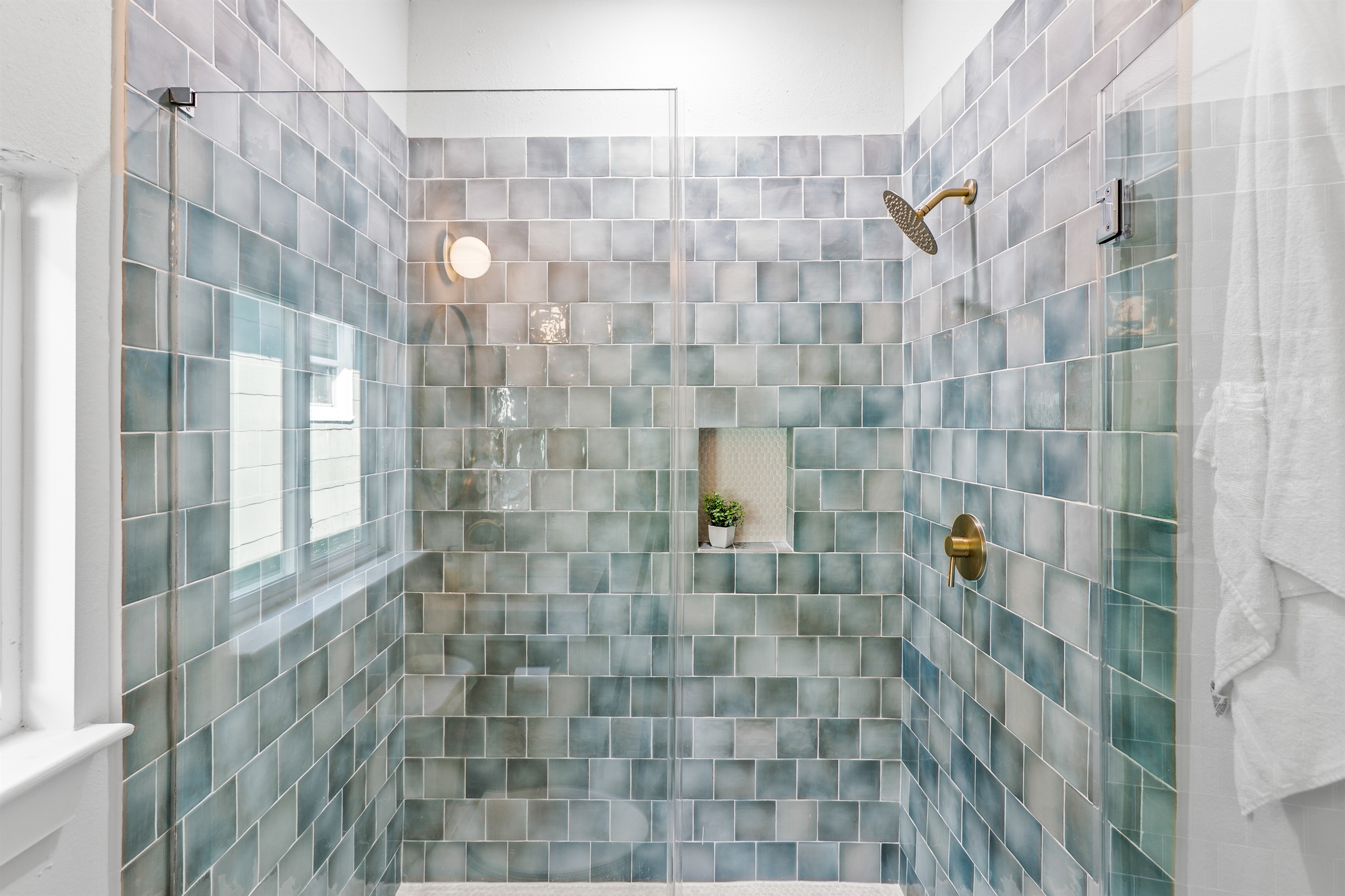 Walk in master shower!  Room for 2 in the shower;)