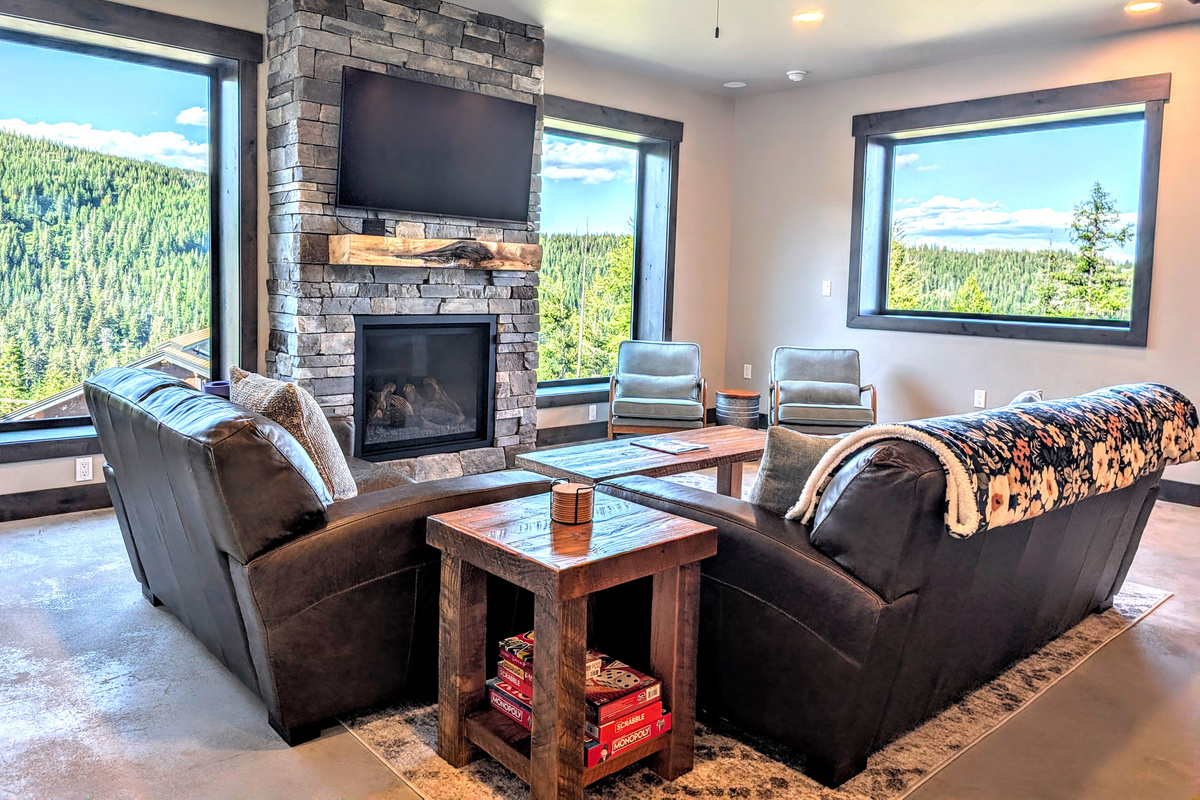 Summit House - Paradise Condo  94 Marmot Circle