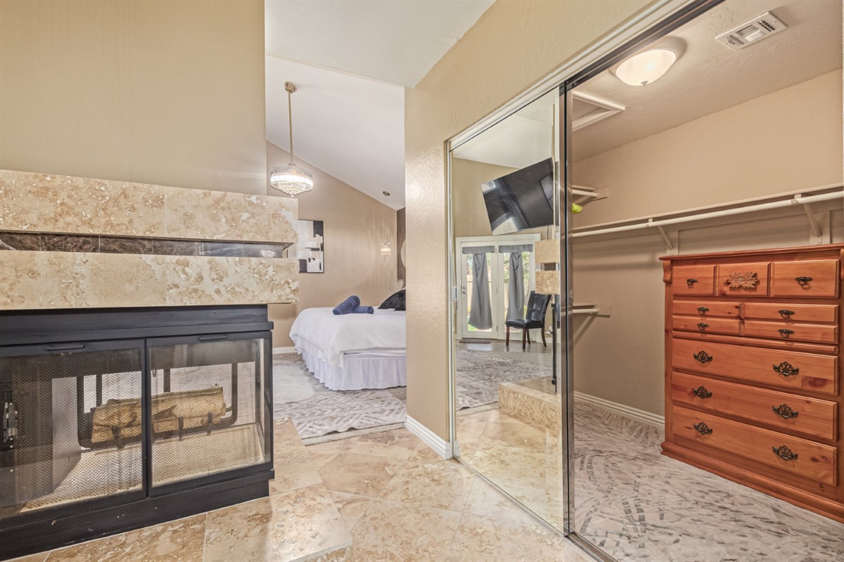 Master Walk In Closet