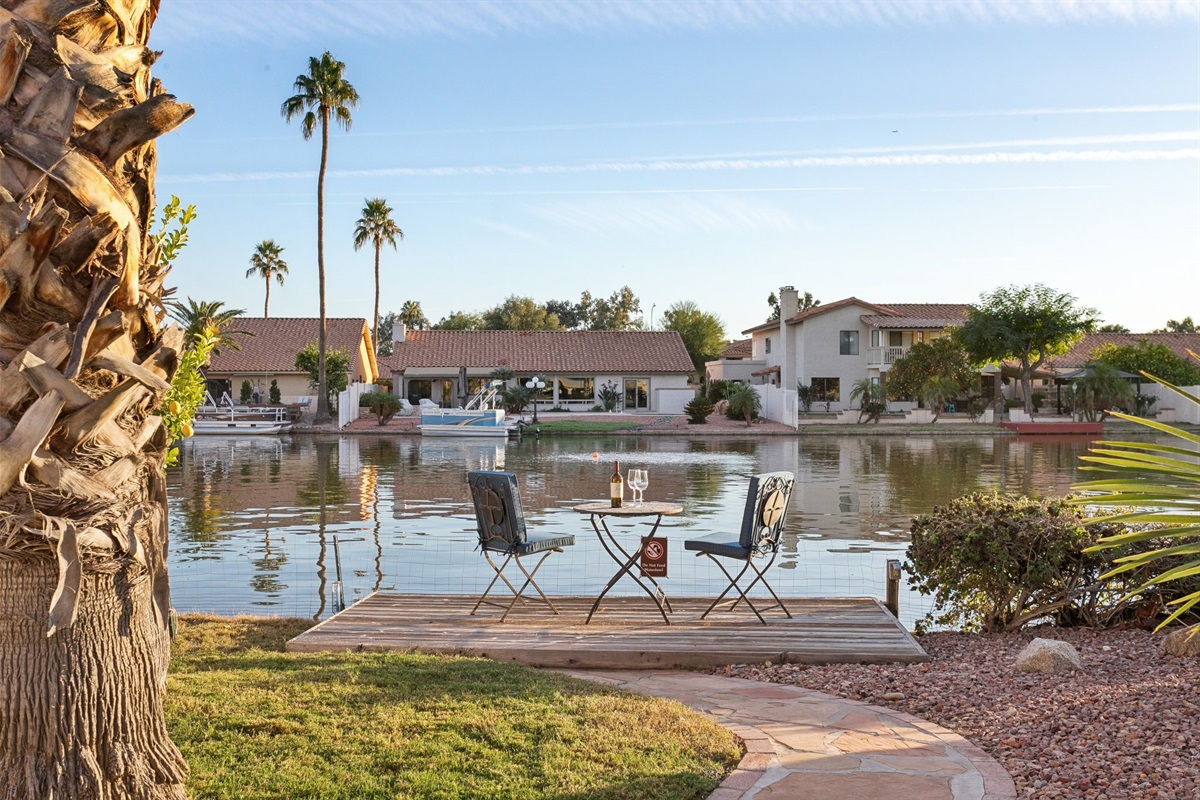 Lakefront Oasis w/ Pool & Hot Tub · Garden Lakes | 3 Bed 2 Bath — Lakefront Oasis w/ Pool & Hot Tub | 3b • 2bth, Avondale, Arizona — photo 37