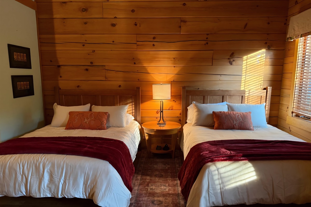 Second bedroom with 2 queen beds and a smart TV