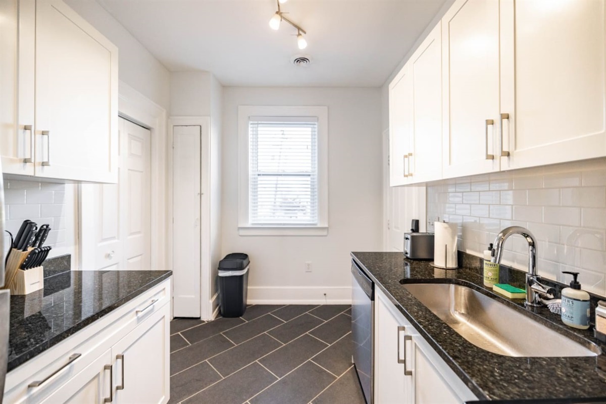 Kitchen with a complete set of cooking equipment's