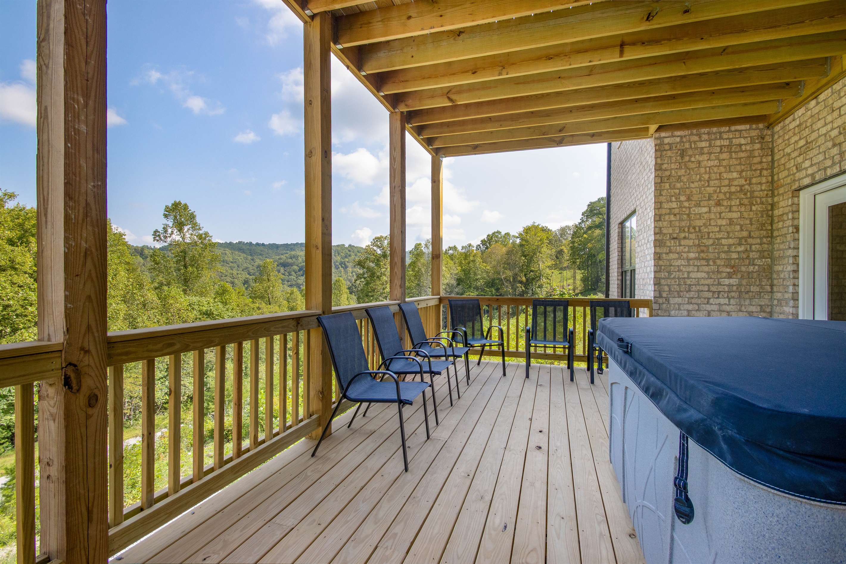 photo of similar deck