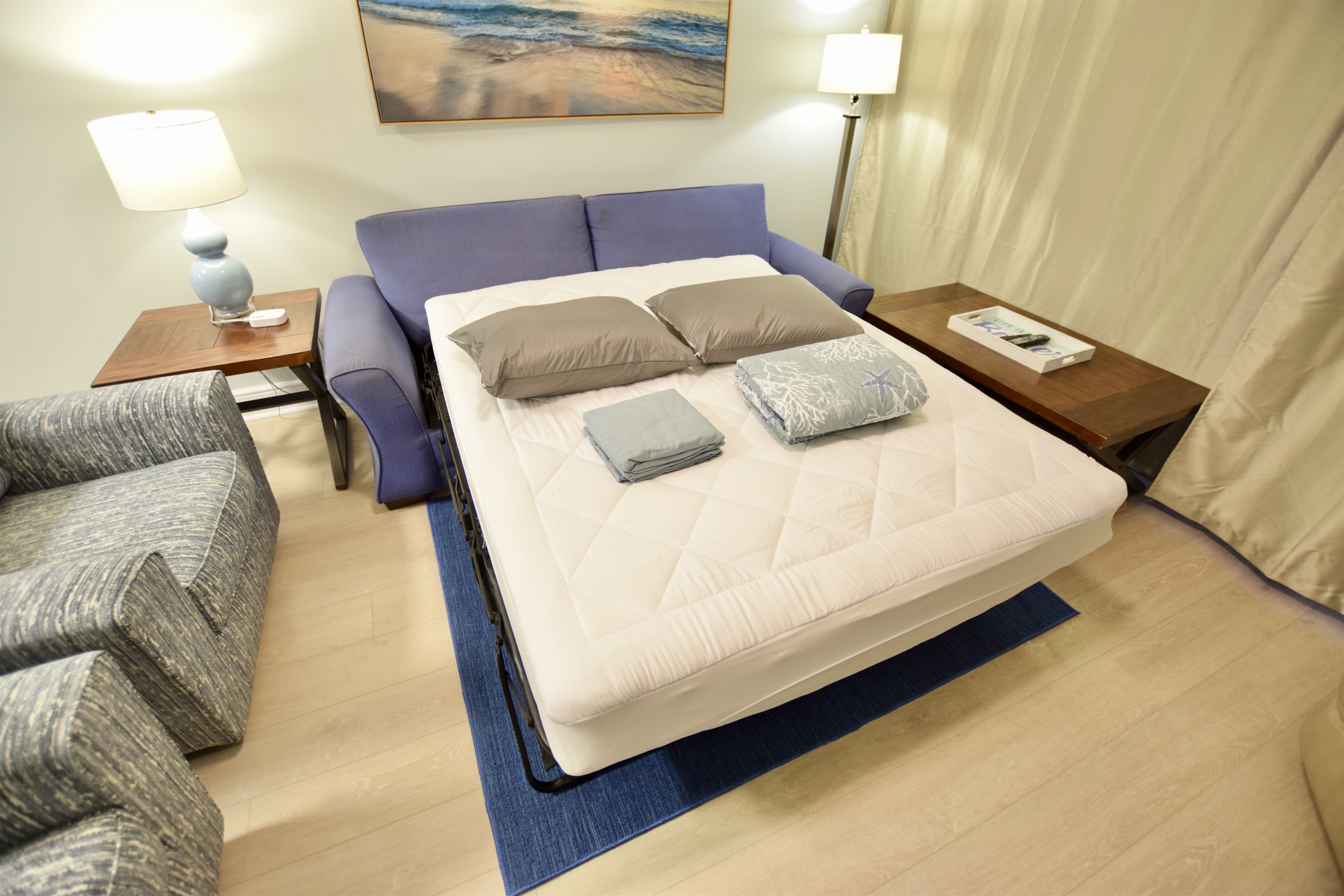 Azure #117: Sleeper sofa with thick "Cozy" mattress