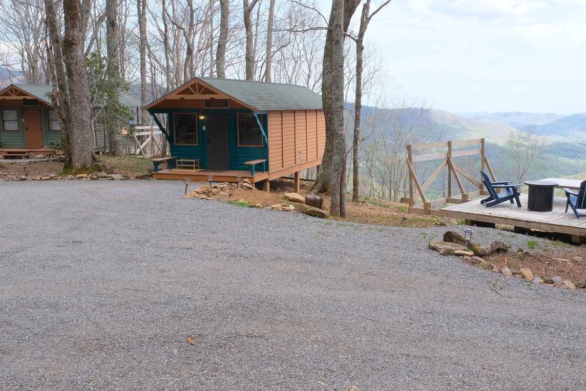 Falcon's Perch, parking right in front, enjoy viewing deck with propane firebowl.