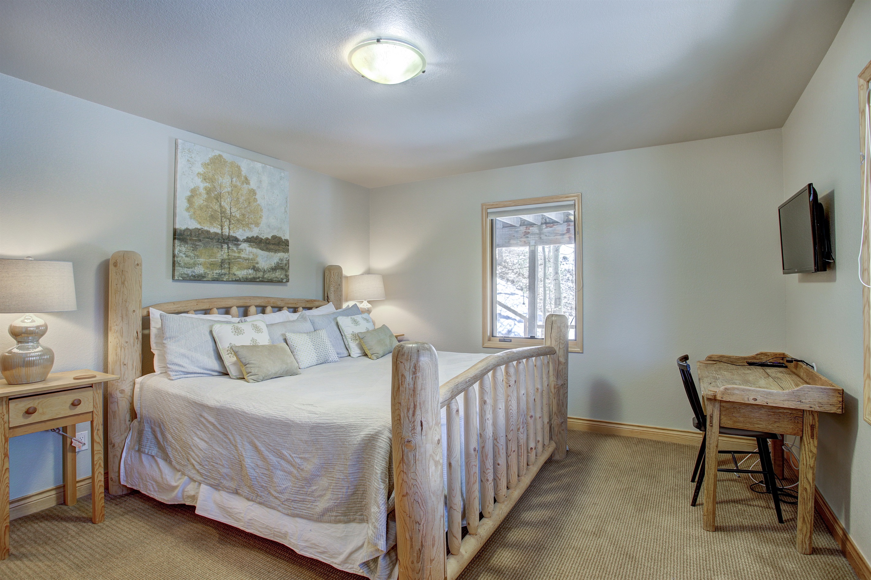 Bedroom #4 - King Bed (Lower Level)
