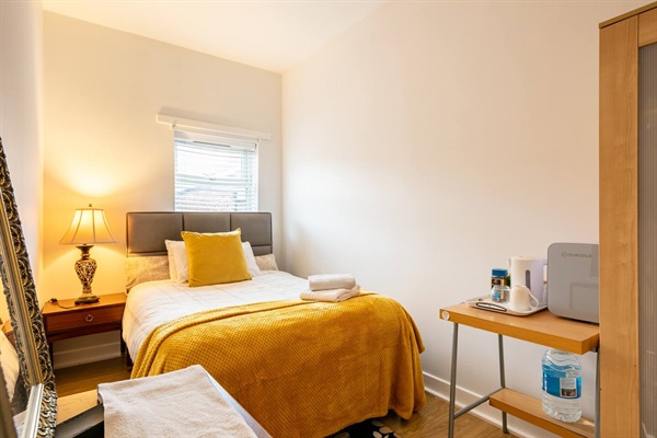 The Protea Rooms - Double Bedroom 1