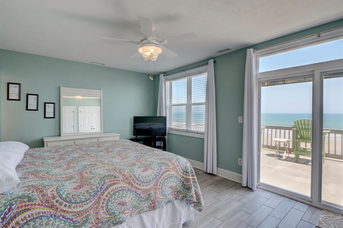 Oceanfront King bedroom with access to private upper deck
