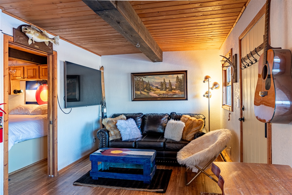 Unit C2 - Studio | Brettelberg Condominiums | Glenwood Springs, CO