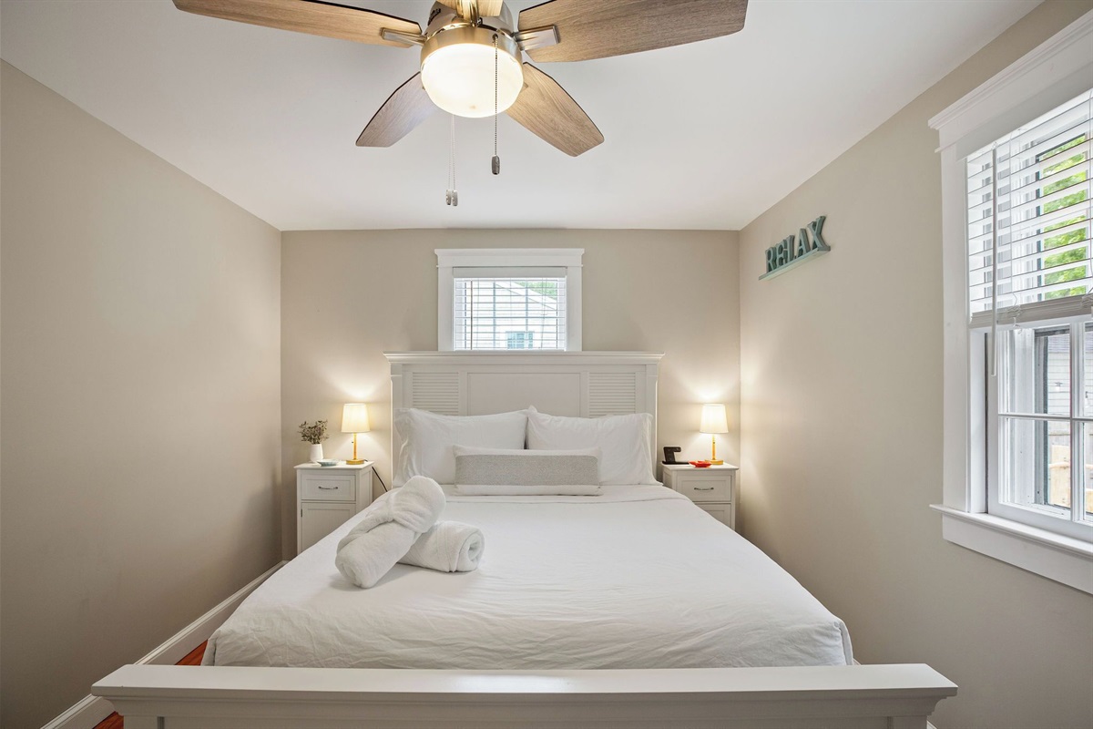 This primary is tranquil and perfect to rest up after an adventurous day!