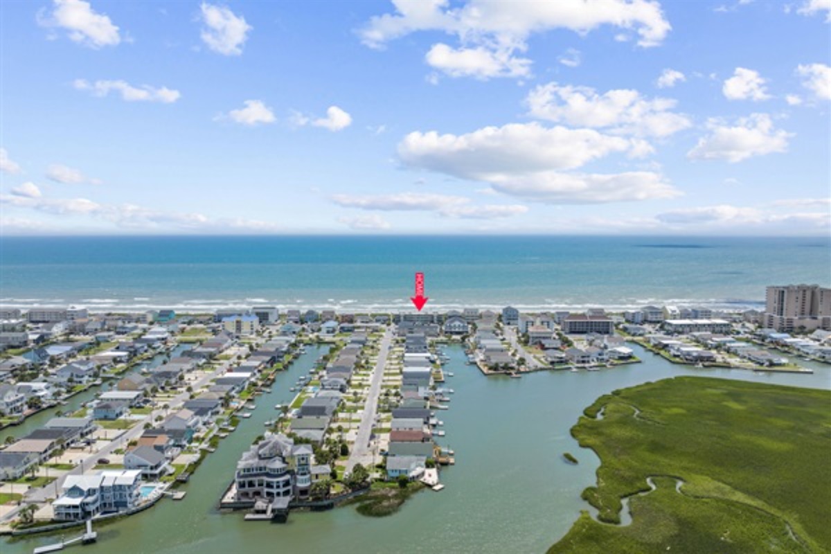 Located at Kings View Villas