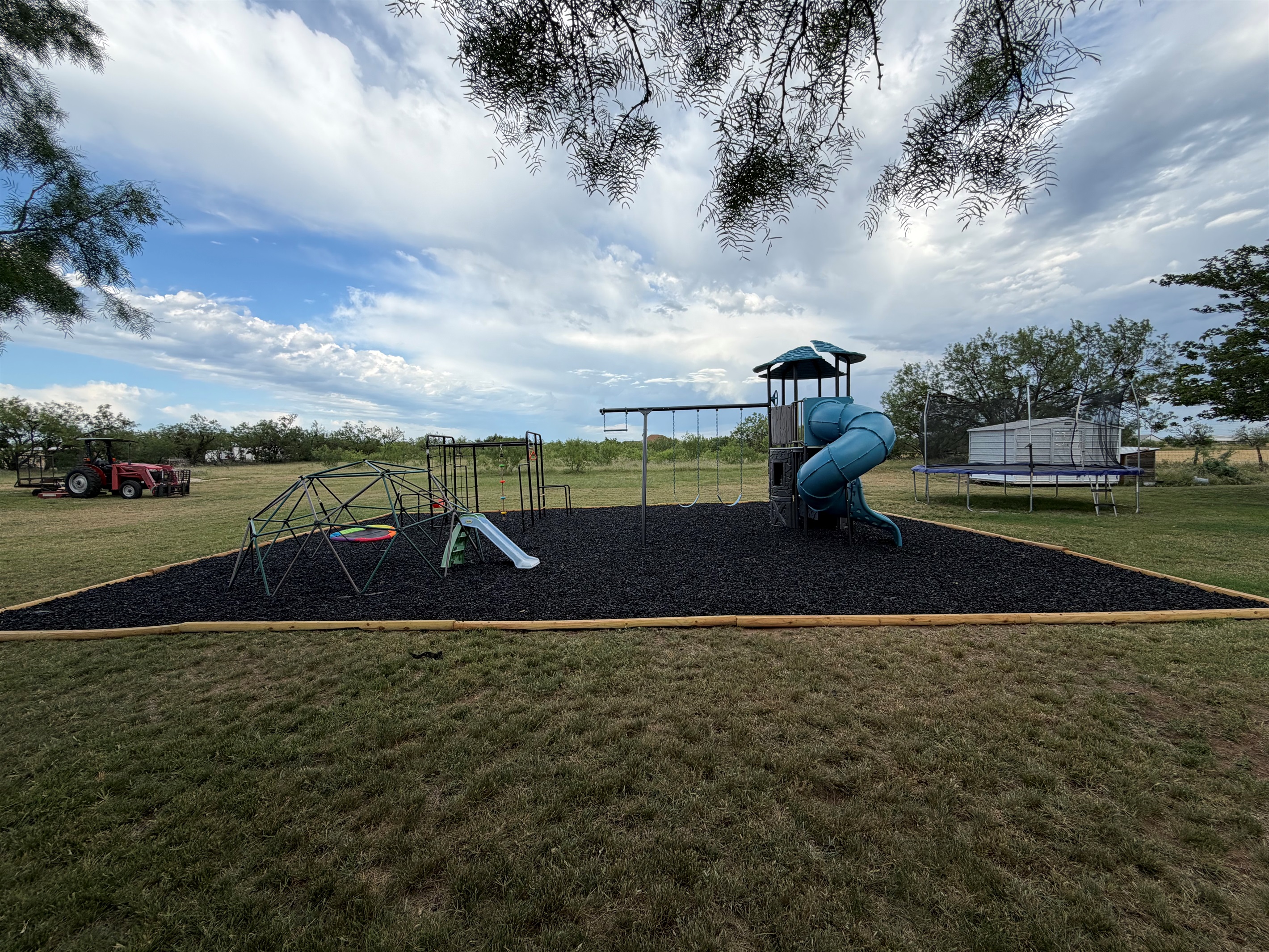 Shared outdoor space!