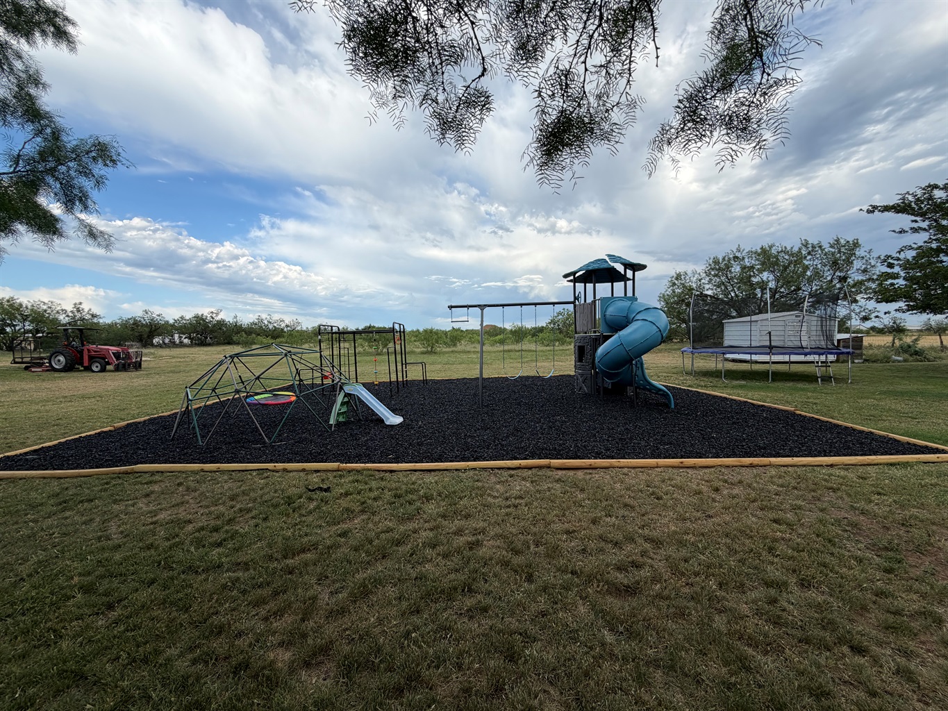 Shared outdoor space!
