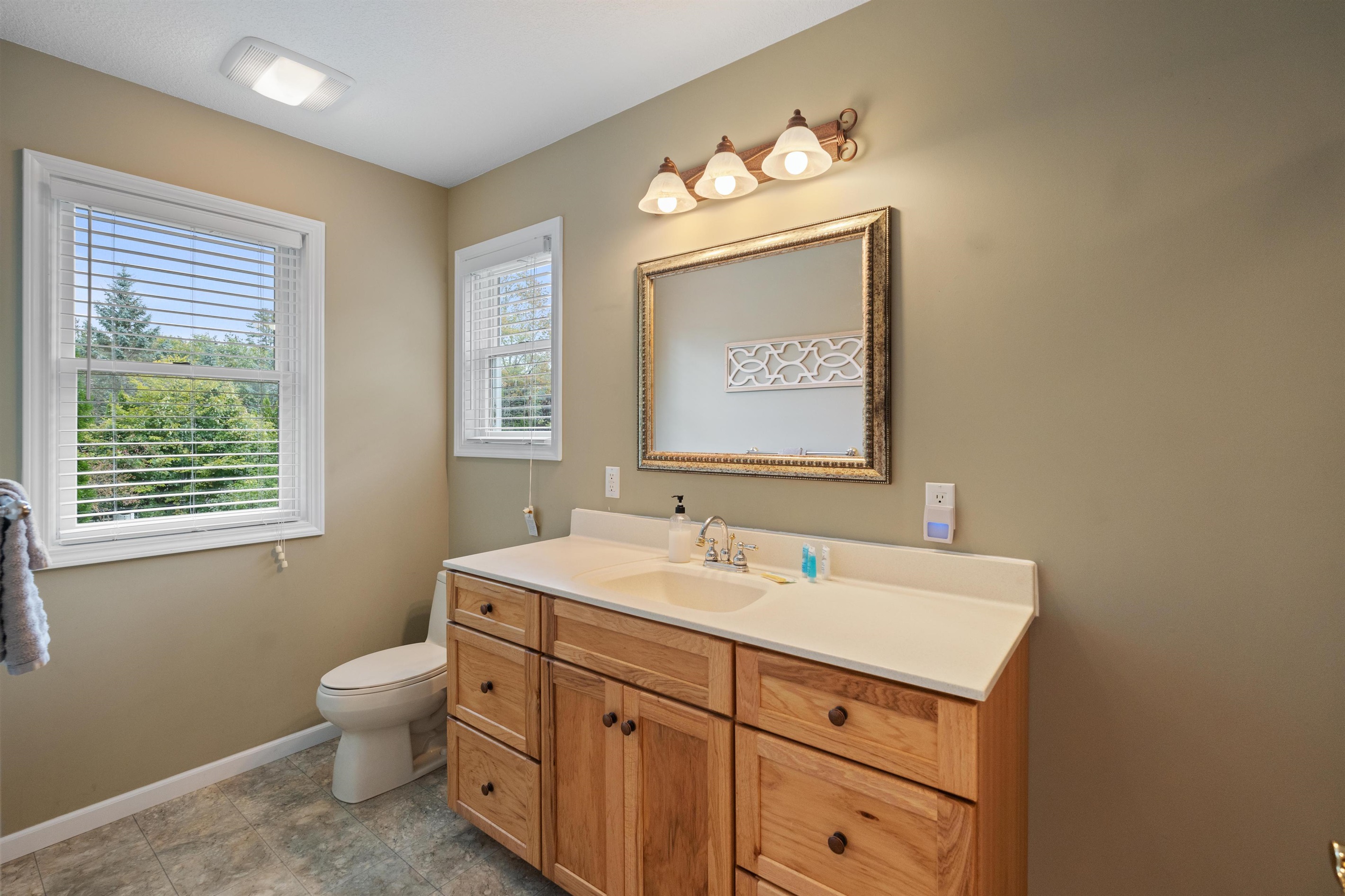 Second floor queen suite bathroom