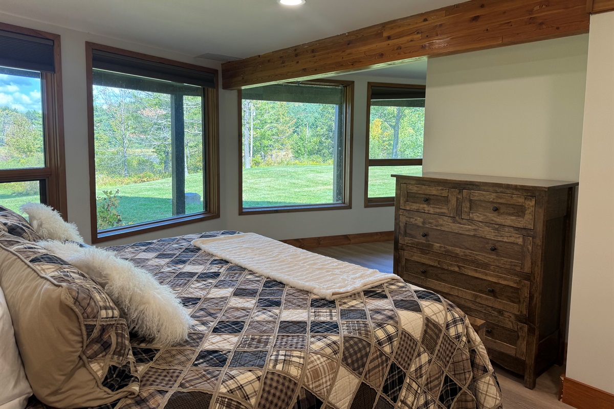 Lower level King even has an ensuite 1/2 bath