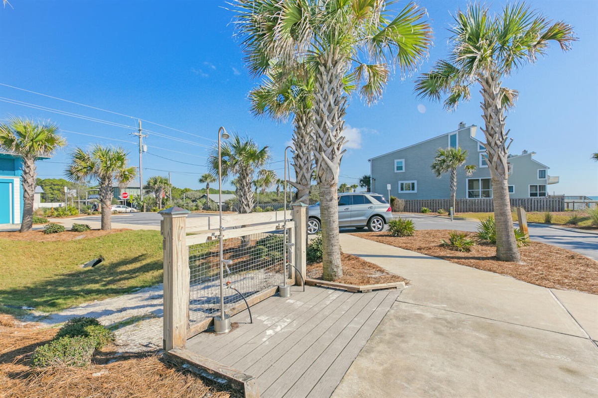 Dune Allen Showers & Parking