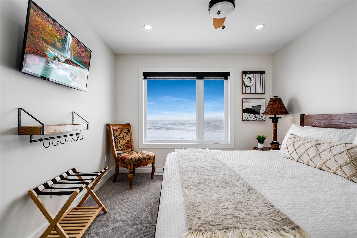 A King Bedroom with the perfect blend of modern calm and warmth.