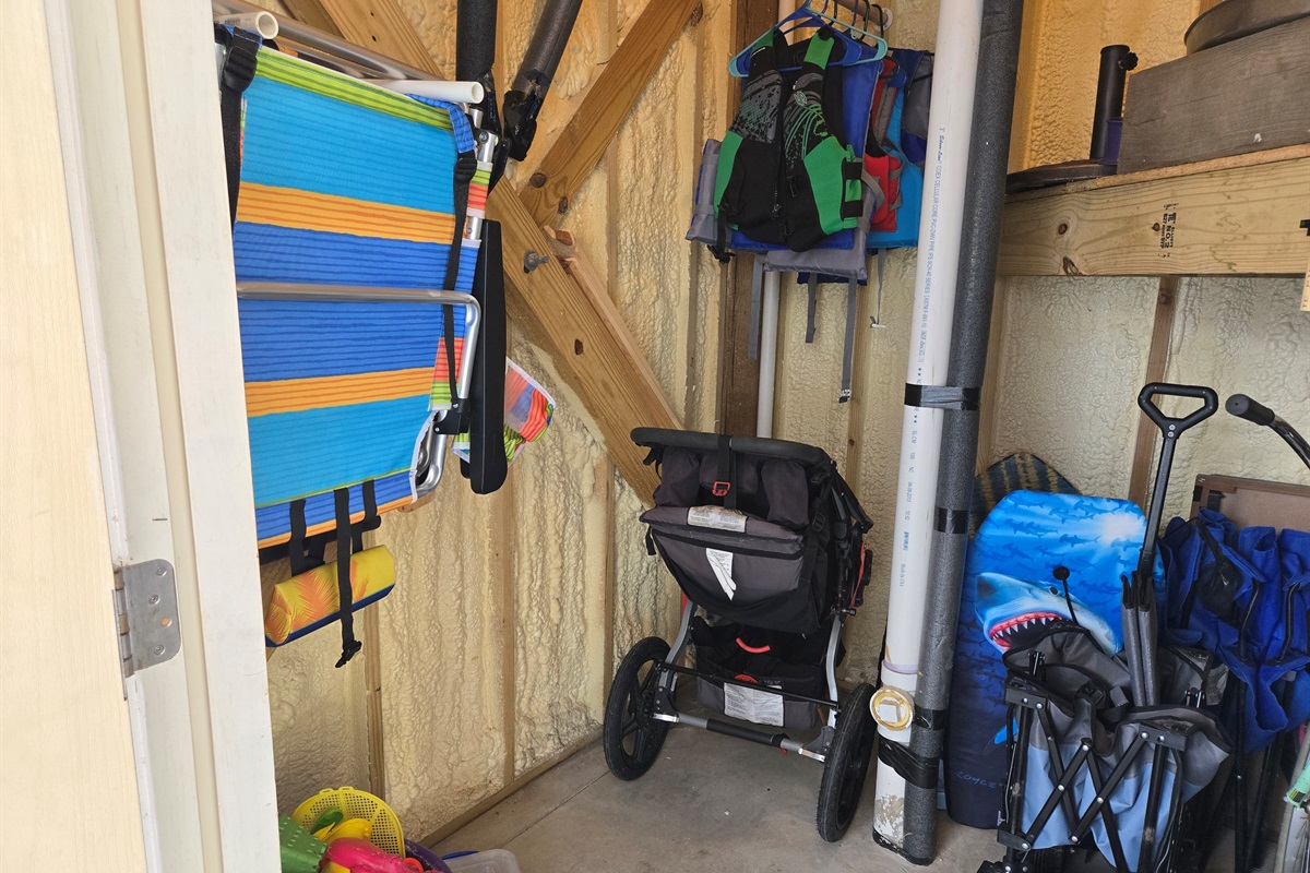 Beach chairs, beach gear, life jackets, a stroller and more- pack less at Westinn Away