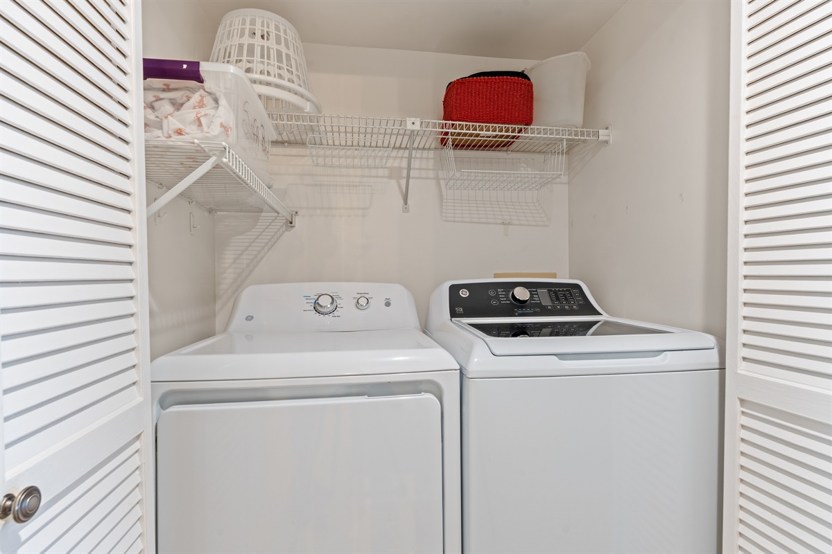Full Size Washer/Dryer