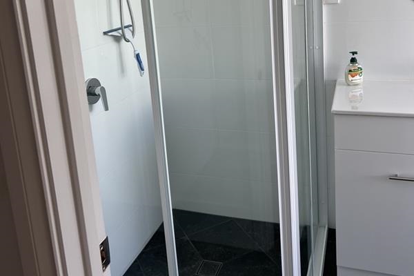 Modern Main Bathroom with walk-in shower