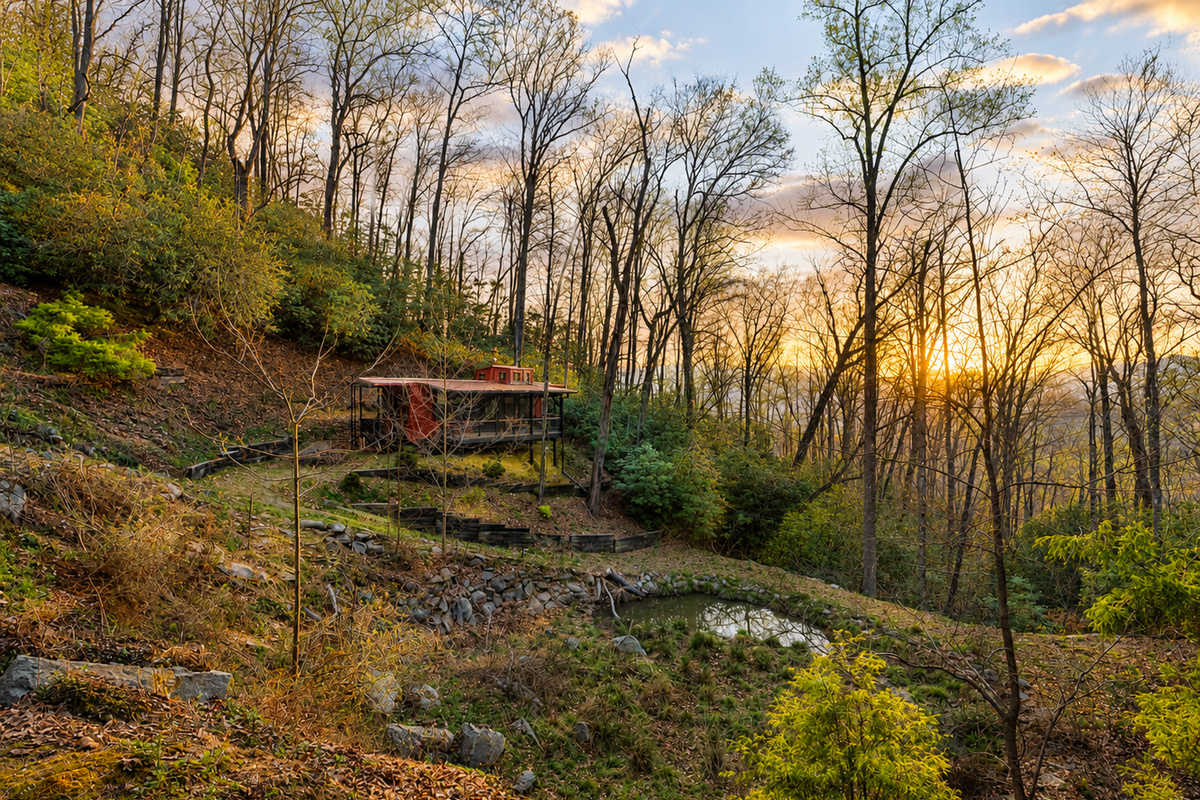 {Outdoor Living} Wander the peaceful mountainside, gather around the fire pit, or simply soak in the beauty of Pisgah Forest from your own private retreat.