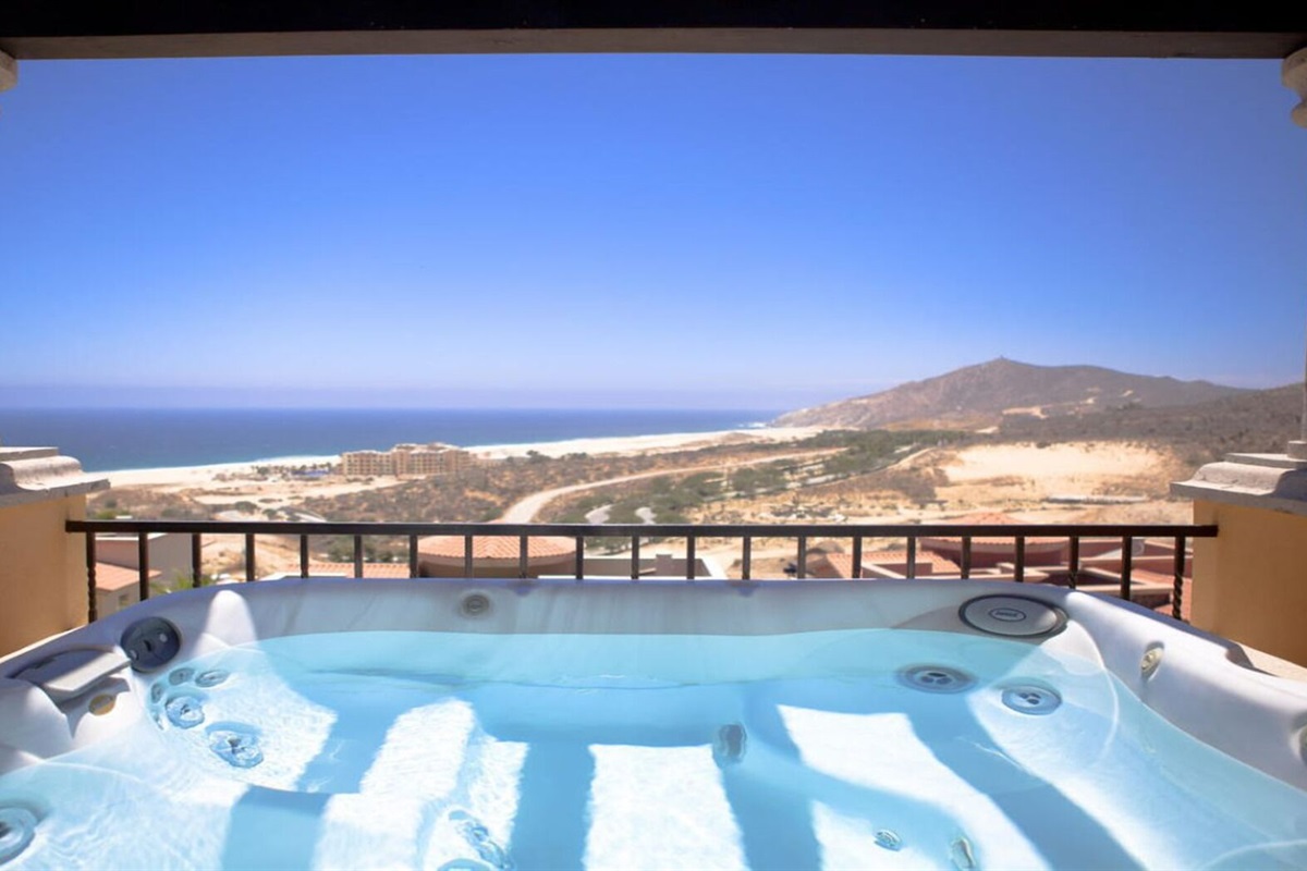 Private Hot Tub over looking Pacific Ocean at Montecristo, Vacation Travel Exclusives