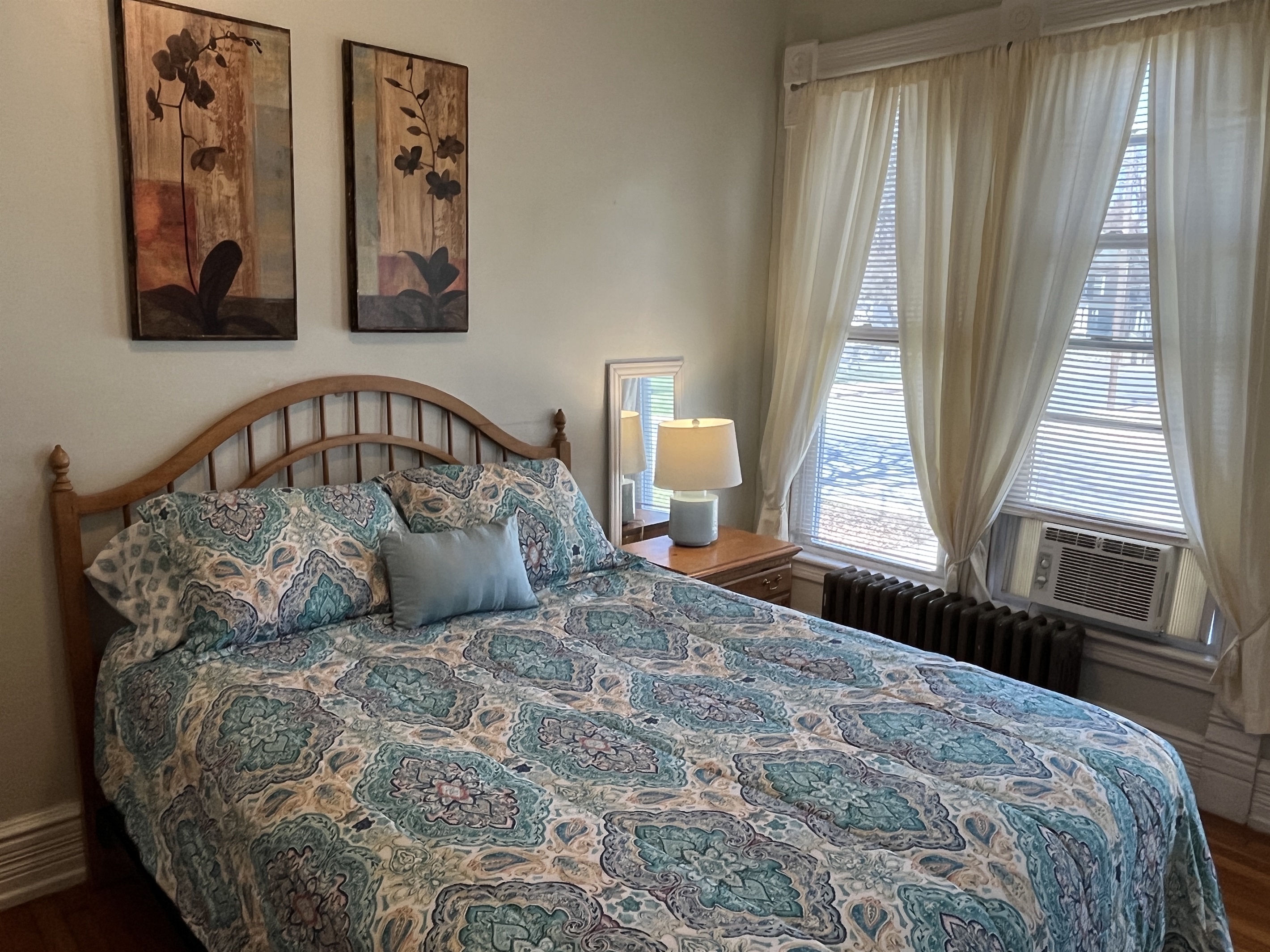 Queen bedroom #1
