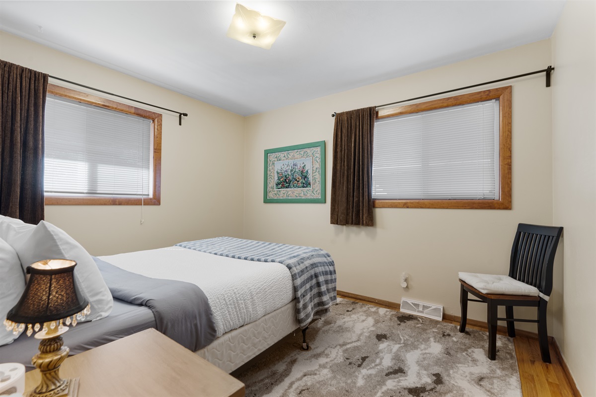 Queen Bedroom