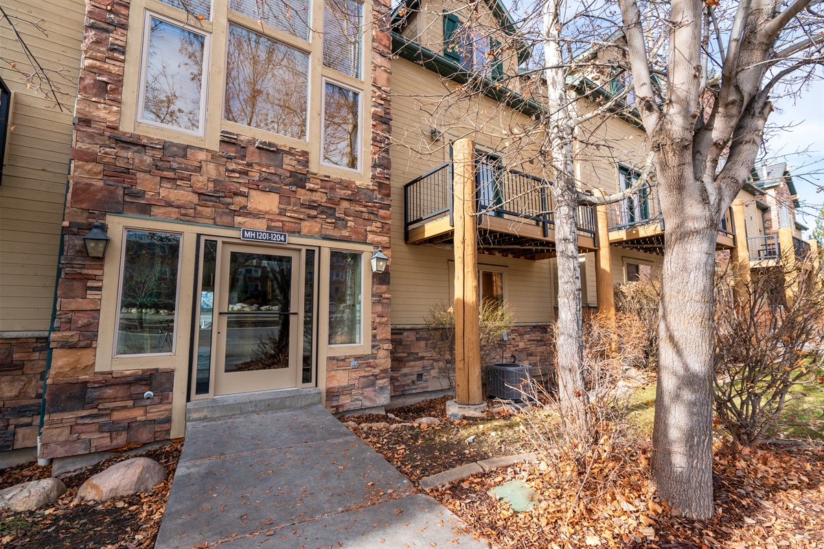 Exterior of Summit Haven