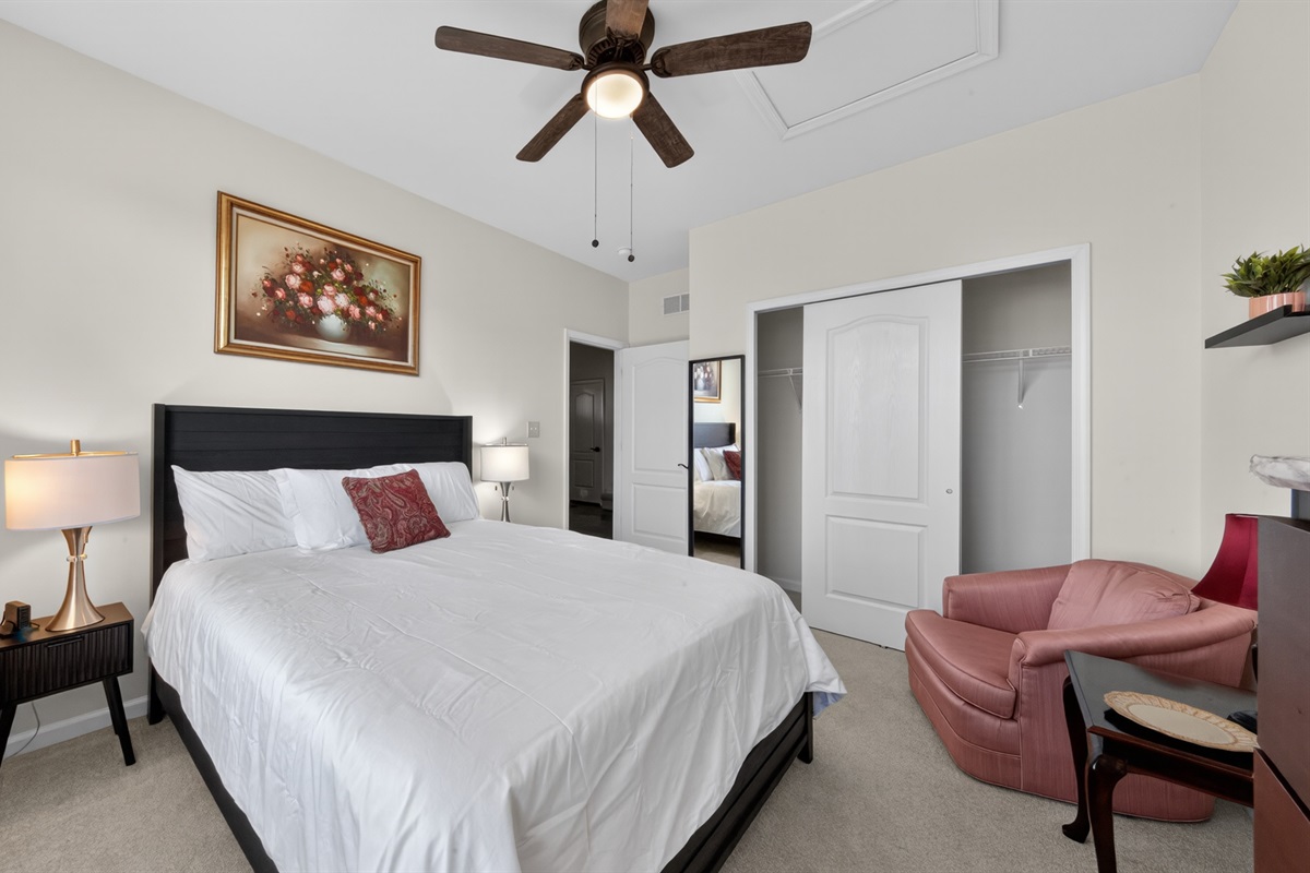 Guest Room - 1st Floor (Queen Bed)