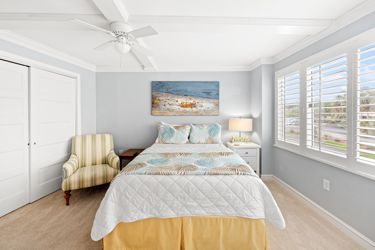 Spacious 3rd bedroom with queen bed and ensuite