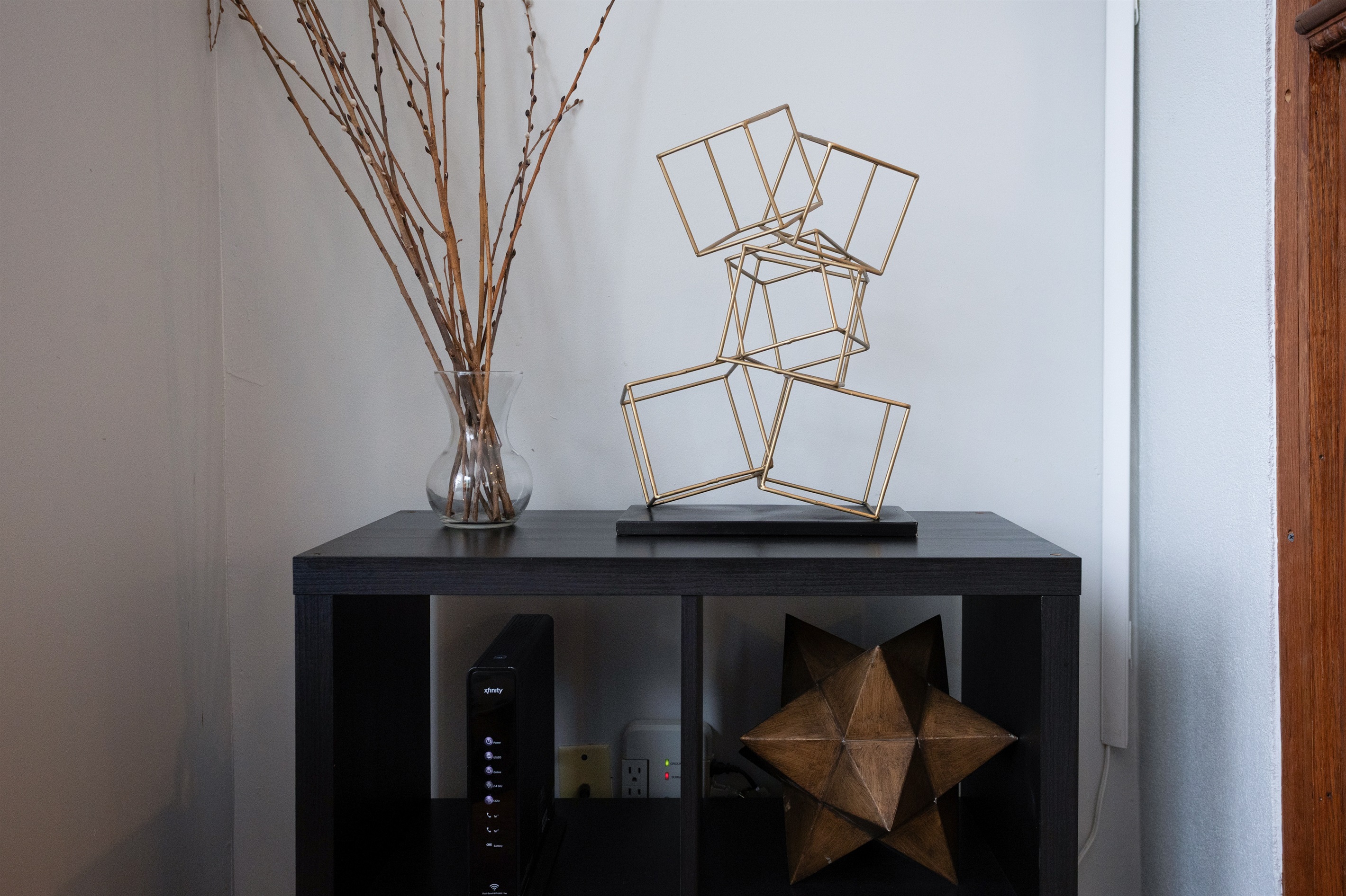 A warm first impression, with thoughtful touches to greet you.
