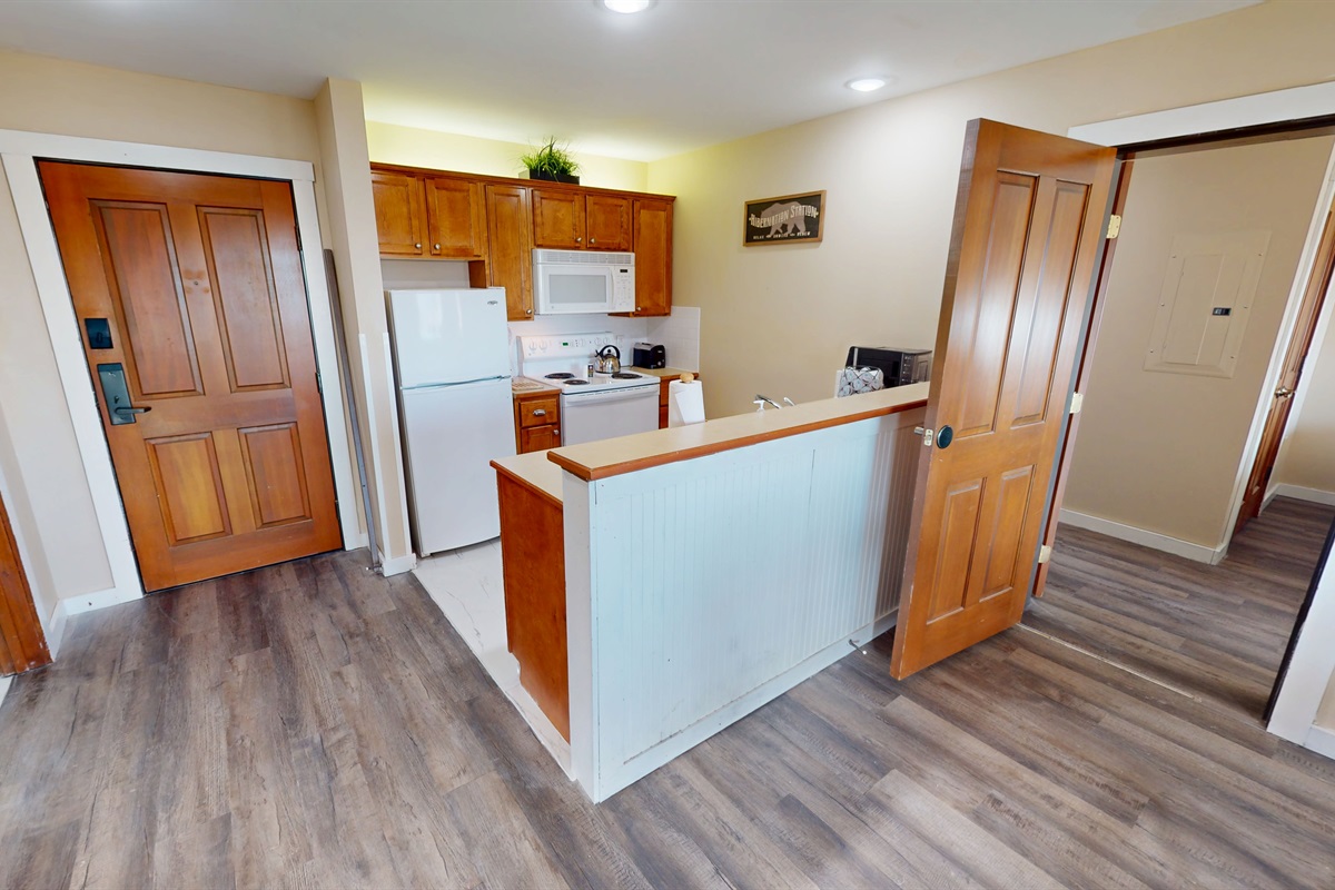Homey kitchen with everything you need between ski sessions.