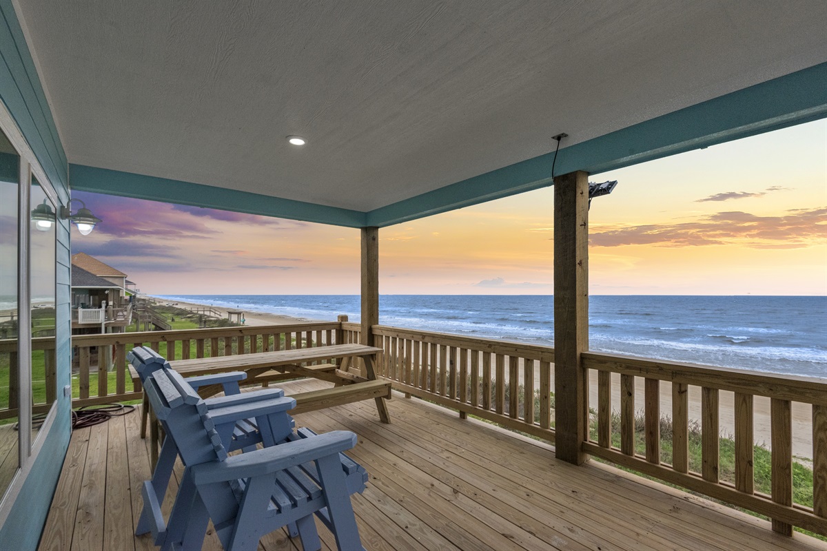 ca33b73c88ce4bd0b8d66d6ed3ebd3bb Large | Beachhouse | Texas | TX | Vacation Homes | Galveston | Crystal Beach | Kokomo | Breezy Days | Beachfront Elegance | Sunrise Serenity | Southern Sands Property Management, LLC