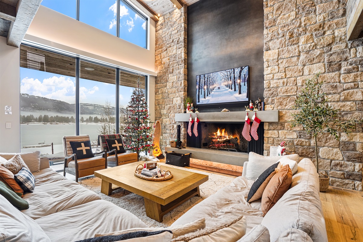 Imagine waking up on Christmas morning to this view.