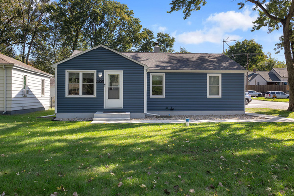 3BR/1BA Updated South Bend Retreat Close to ND, photo 2