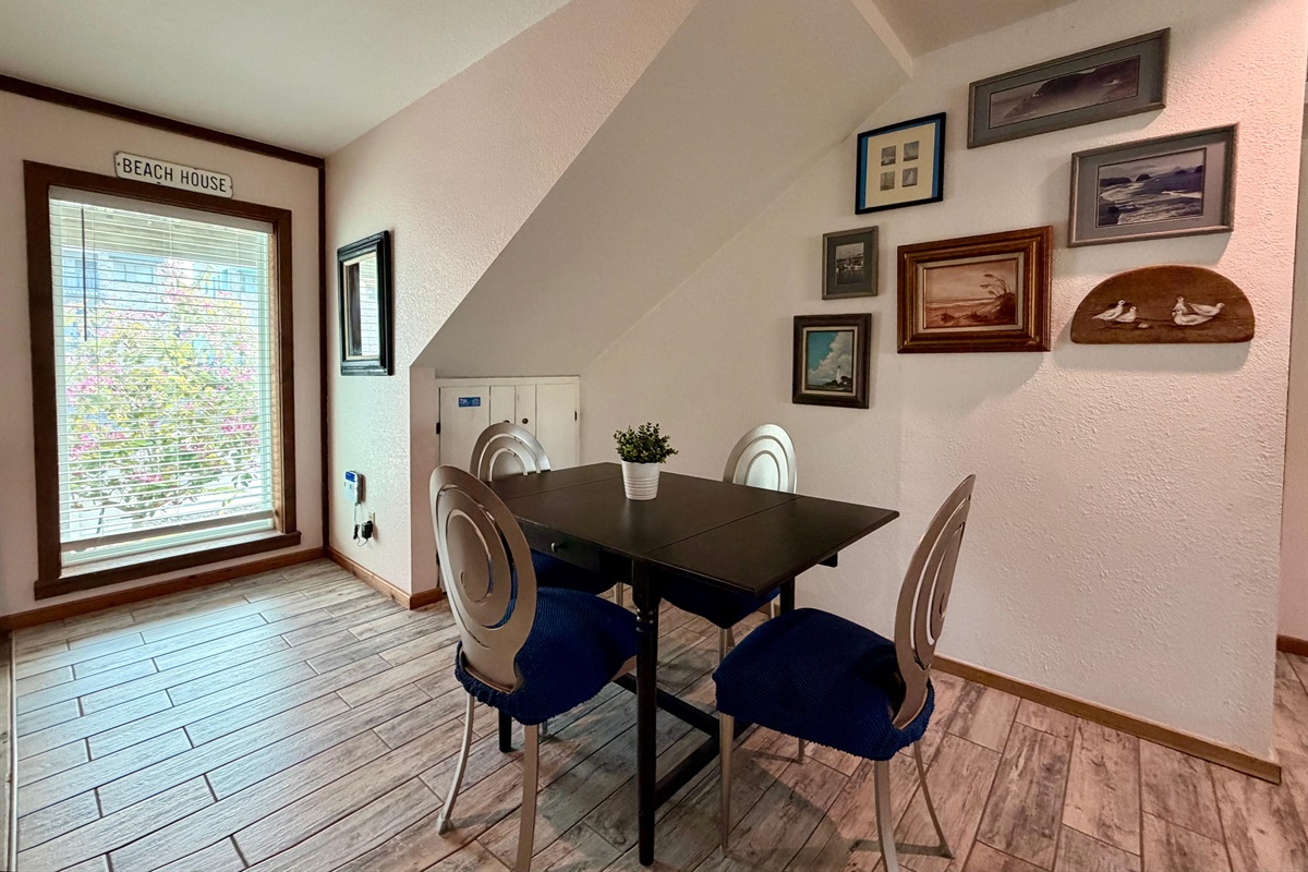 Lower Level Breakfast Area