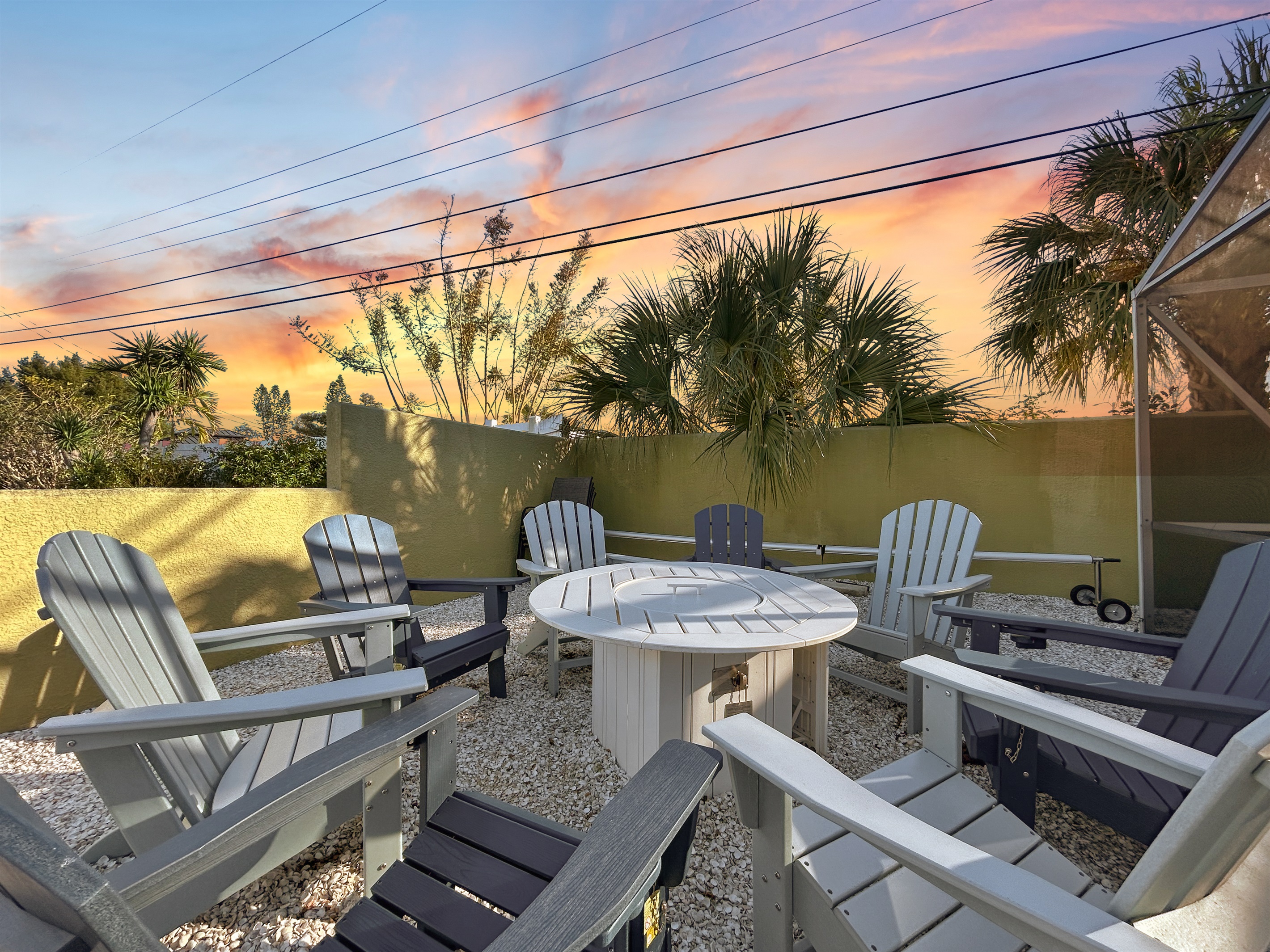 🔥 Sunset fire pit nights = the best nights