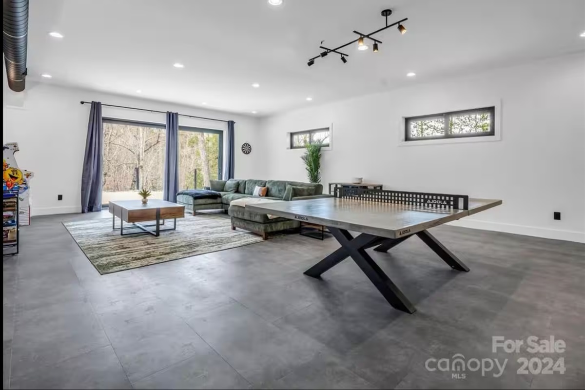 Media/Game Room - 1st Floor.