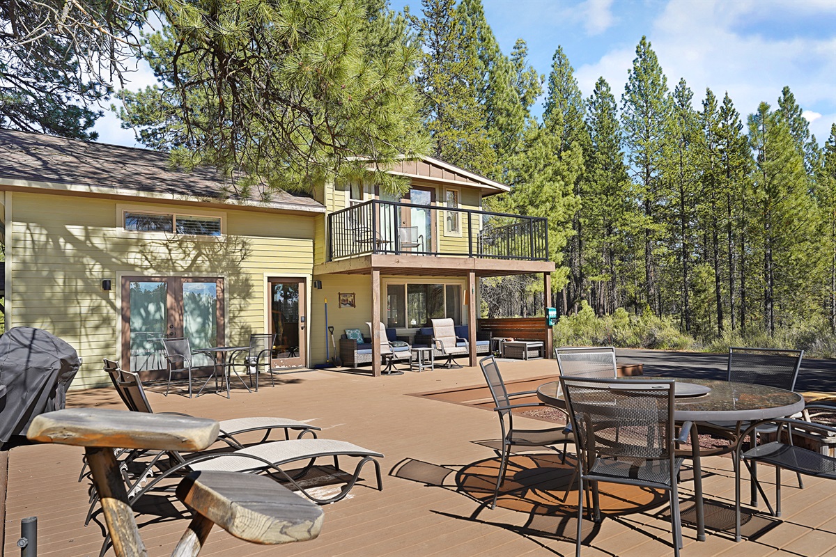 Take our 3D tour here: https://my.matterport.com/show/?m=SnfQZKyPj3f