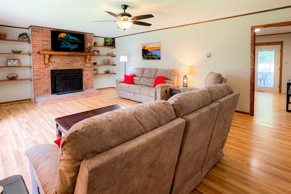 Spacious with locally themed art and information decor. The Smokies has so much history and you will be staying at a great base camp for exploring these attractions. Please note the wood stove is not a listed amenity and cannot be used at this time.