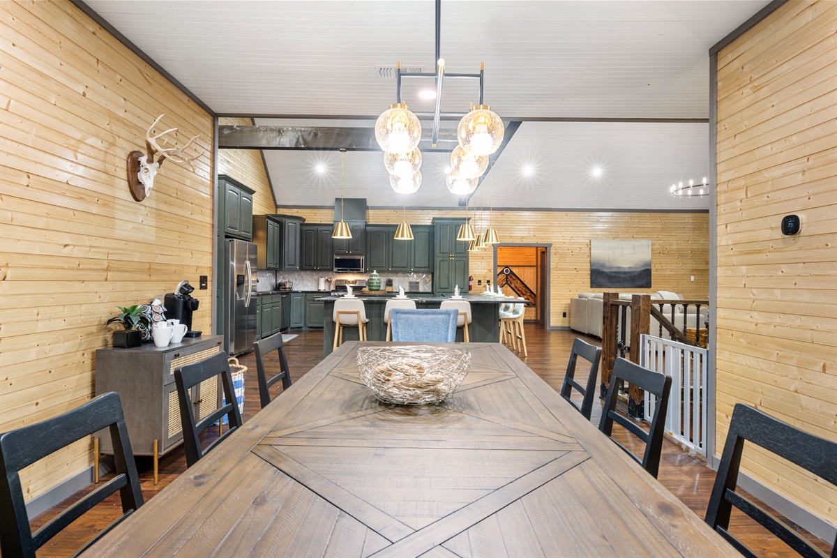 Here is a unique feature in Broken Bow, an actual dining room! Perfect for meals, games, and family moments. Adjacent to the kitchen, it's the perfect family spot!
