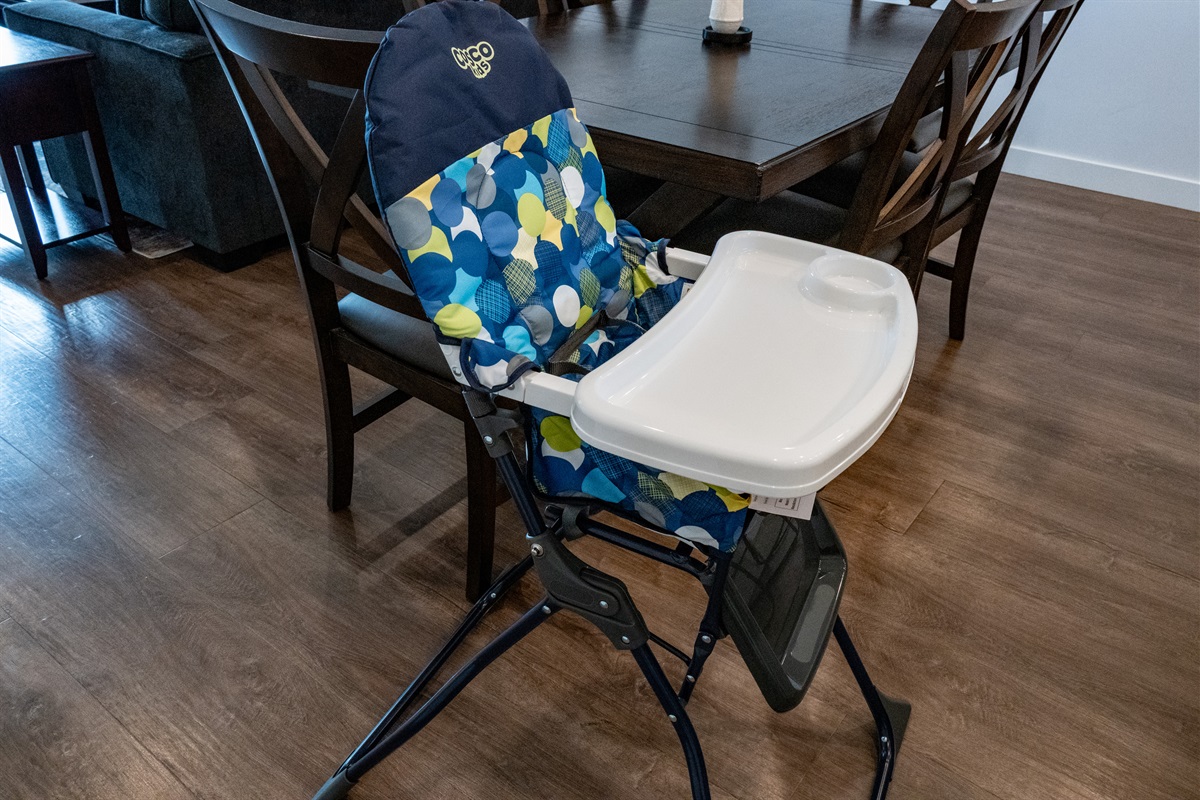 High chair included—family-friendly convenience.