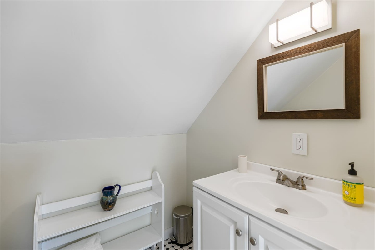 Third floor bath